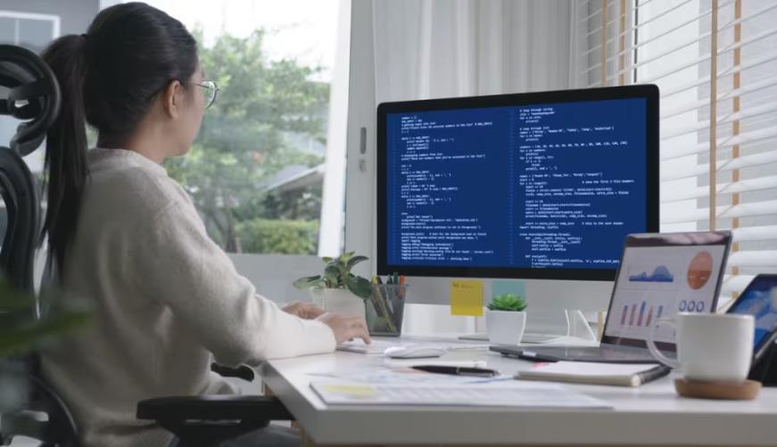 云霄县企业数字化解决方案:机器学习赋能商业模式升级的核心路径